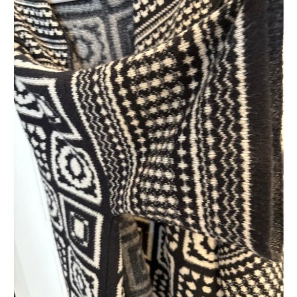 Maeve by Anthropologie ONE SIZE Geometric Black White Open Sweater - Picture 6 of 6